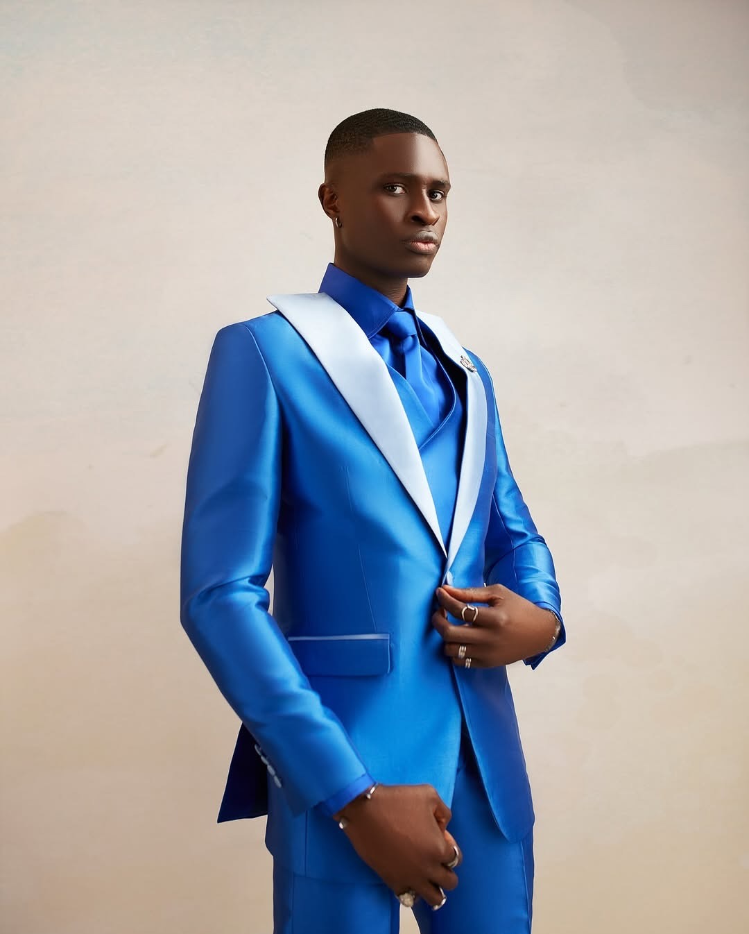 ชุดสูทผู้ชายผ้าซาติน 3 ชิ้น เส - Men Formal Wear Modern บทวิจารณ์และราคา